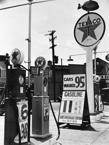  Nostalgia - Texaco Station - 1950's